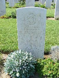 Sangro River War Cemetery - Williams, Ernest